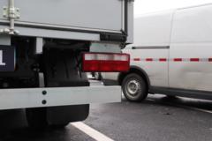 前晨汽车 iC1 4.5T 4.115米单排换电式纯电动厢式轻卡(KLQ5042XXYEV1)