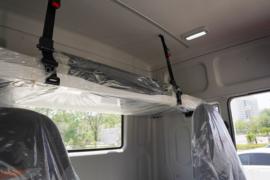 轩德翼3&nbsp;牵引车驾驶室                                               图片