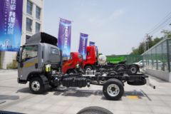 陕汽商用车 德龙G2 标载版 160马力 4.15米AMT自动档单排厢式轻卡 陕汽商用车 德龙G2 标载版 160马力 4.15米AMT自动档单排厢式轻卡