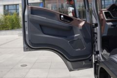 陕汽商用车 德龙G2 标载版 160马力 4.15米AMT自动档单排厢式轻卡 陕汽商用车 德龙G2 标载版 160马力 4.15米AMT自动档单排厢式轻卡