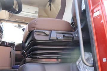 �ൺ��� JH6�ؿ� �캽�� �ļ��� 530���� 6X4 LNGǣ����(CA4259P25K15T1NE6A80)ͼƬ