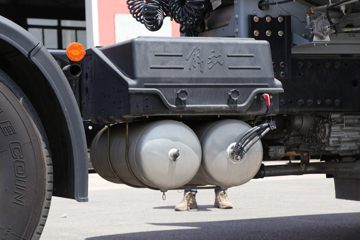 �ൺ��� JH6�ؿ� �캽�� �ļ��� 530���� 6X4 LNGǣ����(CA4259P25K15T1NE6A80)ͼƬ