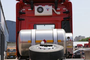 �ൺ��� JH6�ؿ� �캽�� �ļ��� 530���� 6X4 LNGǣ����(CA4259P25K15T1NE6A80)ͼƬ