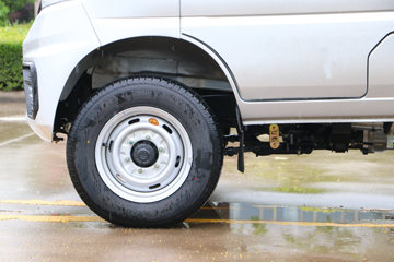 ���� С����W08 1.3L 91���� 3.05�׵�������С��(��̥)(EQ1036S60Q4A)ͼƬ