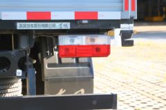 东风 多利卡D6-M 星云 170马力 4.2米单排栏板轻卡