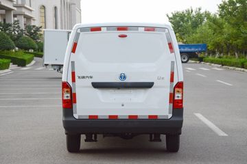 飞碟U6&nbsp;电动封闭厢货外观图片