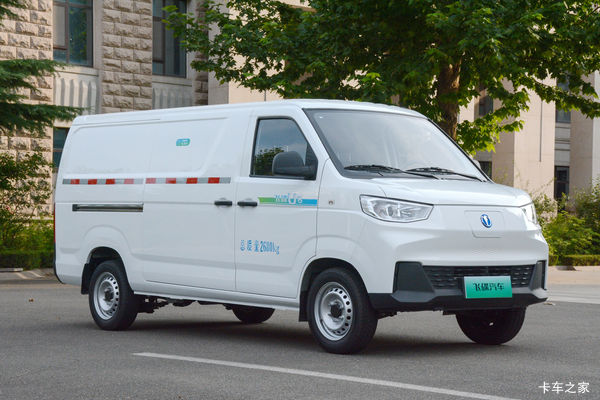 飞碟 U6 2.7T 2座 4.746米纯电动厢式运输车38.64kWh