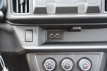 �ɵ� U6 2.7T 2�� 4.746�״��綯��ʽ���䳵38.64kWhͼƬ