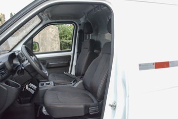 �ɵ� U6 2.7T 2�� 4.746�״��綯��ʽ���䳵38.64kWhͼƬ