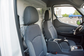 飞碟EQ2&nbsp;电动载货车内饰图片