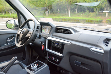 �ɵ�EQ2 2.6T 3.03�׵��Ŵ��綯��ʽ΢��38.64kWhͼƬ