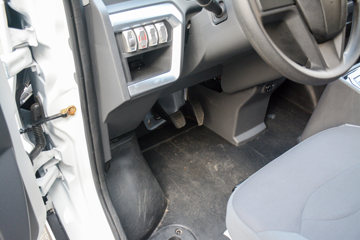 �ɵ�EQ2 2.6T 3.03�׵��Ŵ��綯��ʽ΢��38.64kWhͼƬ