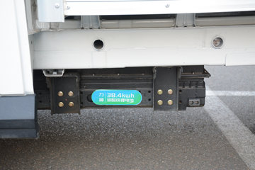 �ɵ�EQ2 2.6T 3.03�׵��Ŵ��綯��ʽ΢��38.64kWhͼƬ