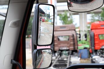 һ����� J6V ��ͨ�� 520���� 8X4 9.5��AMT�Զ��������ػ���(Һ��)(CA1310P66K24L7T4E6)ͼƬ