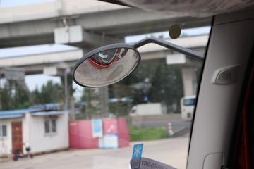 һ����� J6V ��ͨ�� 520���� 8X4 9.5��AMT�Զ��������ػ���(Һ��)(CA1310P66K24L7T4E6)ͼƬ