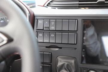 һ����� J6V ��ͨ�� 520���� 8X4 9.5��AMT�Զ��������ػ���(Һ��)(CA1310P66K24L7T4E6)ͼƬ