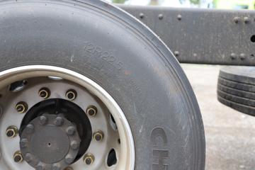 һ����� J6V ��ͨ�� 520���� 8X4 9.5��AMT�Զ��������ػ���(Һ��)(CA1310P66K24L7T4E6)ͼƬ