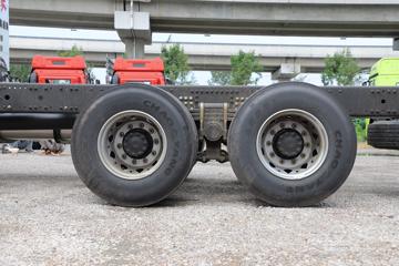 һ����� J6V ��ͨ�� 520���� 8X4 9.5��AMT�Զ��������ػ���(Һ��)(CA1310P66K24L7T4E6)ͼƬ