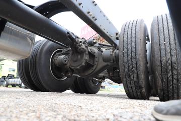 һ����� J6V ��ͨ�� 520���� 8X4 9.5��AMT�Զ��������ػ���(Һ��)(CA1310P66K24L7T4E6)ͼƬ