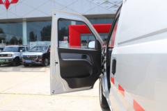 五菱 荣光EV 基本型 2.4T 2座 4.49米纯电动封闭货车