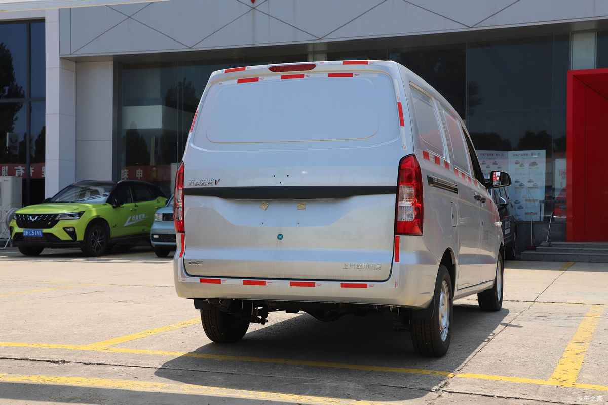  V 2022 ȡ 99 1.5L  2ʽ䳵()