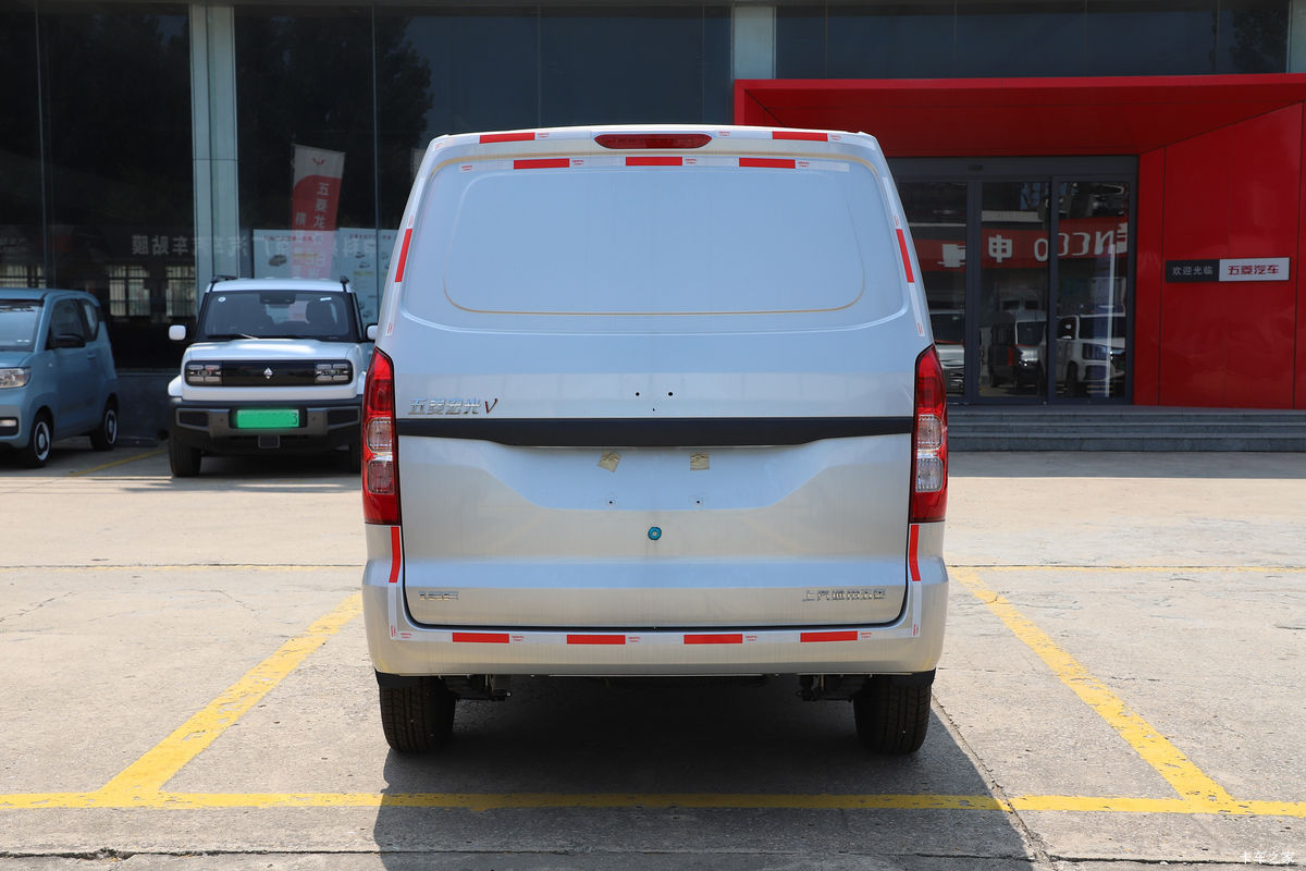  V 2022 ȡ 99 1.5L  2ʽ䳵()