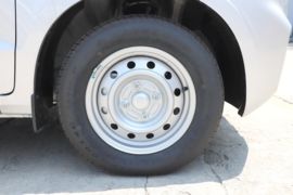 五菱宏光V&nbsp;VAN/轻客底盘图片