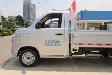 ���� X6 ��׼�� 1.6L 122���� ���� 3.02�׵�������΢��(��̥)(SQR1033H311)ͼƬ