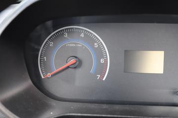 ���� X6 ��׼�� 1.6L 122���� ���� 3.02�׵�������΢��(��̥)(SQR1033H311)ͼƬ