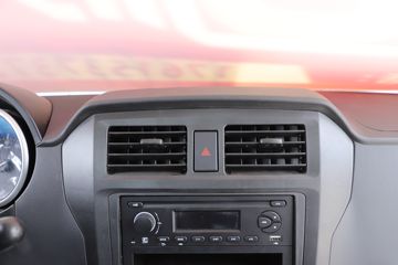 ���� �ž�T50 1.5L 116���� ���� 3.2�׵�������΢��(SQR1037H081)ͼƬ