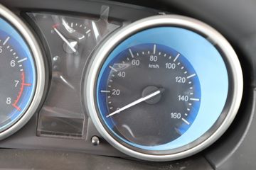 ���� �ž�T50 1.5L 116���� ���� 3.2�׵�������΢��(SQR1037H081)ͼƬ