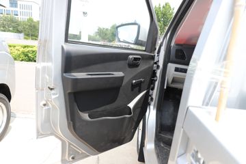 ���� �ž�T50 1.5L 116���� ���� 3.2�׵�������΢��(SQR1037H081)ͼƬ