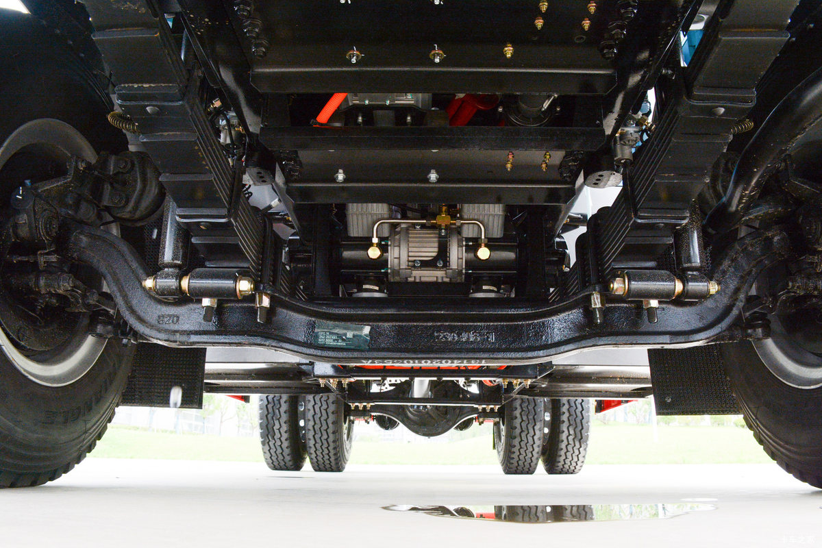 һ̳ 18T 4X2 4׵綯ж(SYM3180ZZX6BEV1)141kWh