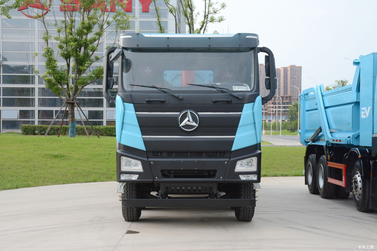 三一工程车辆 山区版 31T 8X4 8.8米纯电动自卸车