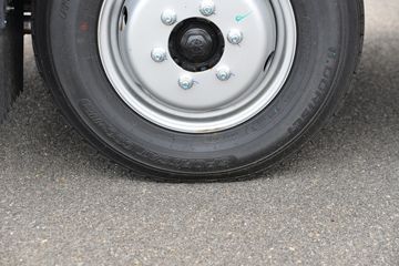 ���� �˶��N1 95���� 3.7�׵��������ῨͼƬ