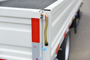 ���� �˶��N1 95���� 3.7�׵��������ῨͼƬ