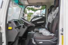 福田奥铃 智蓝EL-Plus 4.5T 4.14米单排纯电动厢式轻卡100.46kWh