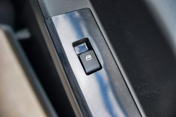 ���� �˶��N6 140���� 4.15�׵�����ʽ�Ῠ(6��)ͼƬ