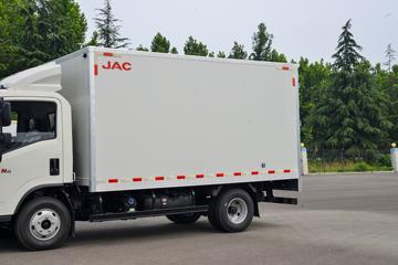 ���� �˶��N6 140���� 4.15�׵�����ʽ�Ῠ(6��)ͼƬ