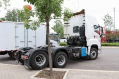 庆铃 五十铃巨咖VC66 520马力 6X4 牵引车(国六)