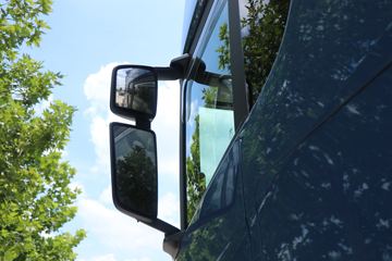 ˹������ Rϵ���ؿ� 500���� 6X2ǣ����(����)(�ͺ�R 500 6x2)ͼƬ