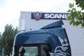 ˹������ Rϵ���ؿ� 500���� 6X2ǣ����(����)(�ͺ�R 500 6x2)ͼƬ