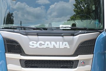 ˹������ Rϵ���ؿ� 500���� 6X2ǣ����(����)(�ͺ�R 500 6x2)ͼƬ