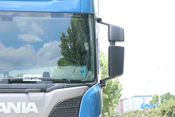 ˹������ Rϵ���ؿ� 500���� 6X2ǣ����(����)(�ͺ�R 500 6x2)ͼƬ