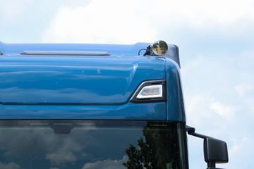 ˹������ Rϵ���ؿ� 500���� 6X2ǣ����(����)(�ͺ�R 500 6x2)ͼƬ