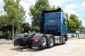 ˹������ Rϵ���ؿ� 500���� 6X2ǣ����(����)(�ͺ�R 500 6x2)ͼƬ