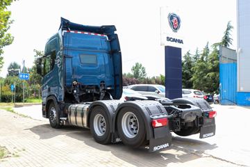 ˹������ Rϵ���ؿ� 500���� 6X2ǣ����(����)(�ͺ�R 500 6x2)ͼƬ