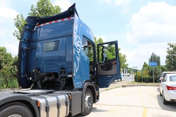 ˹������ Rϵ���ؿ� 500���� 6X2ǣ����(����)(�ͺ�R 500 6x2)ͼƬ