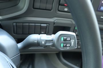 ˹������ Rϵ���ؿ� 500���� 6X2ǣ����(����)(�ͺ�R 500 6x2)ͼƬ