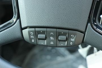 ˹������ Rϵ���ؿ� 500���� 6X2ǣ����(����)(�ͺ�R 500 6x2)ͼƬ